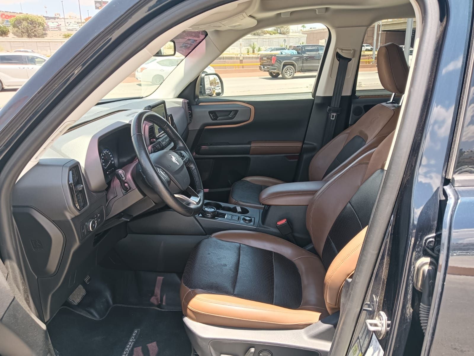 2021 Ford Bronco 2.0 L4 Badiands AT