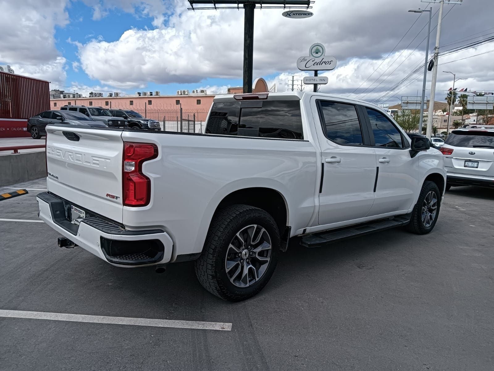 2020 Chevrolet Cheyenne 5.3 V8 RST Doble Cabina 4x4 At