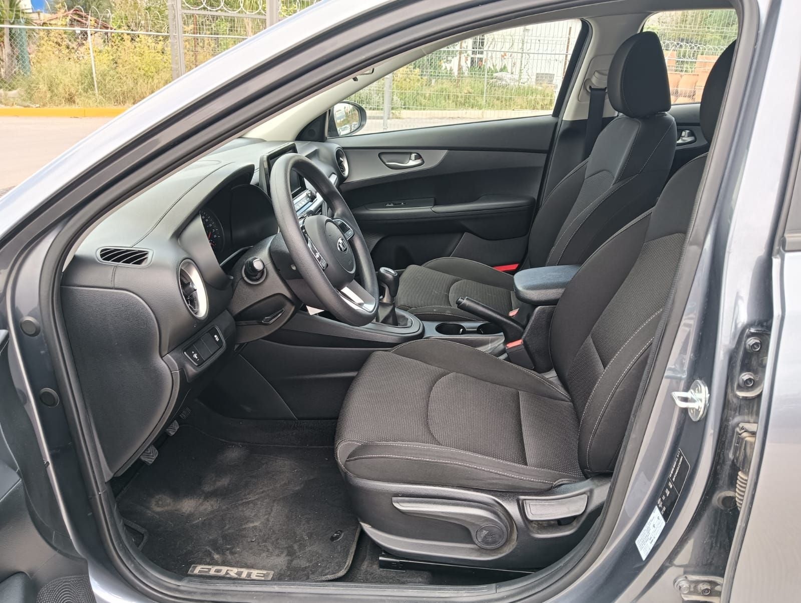 2020 Kia Forte 2.0 LX 4 p Mt