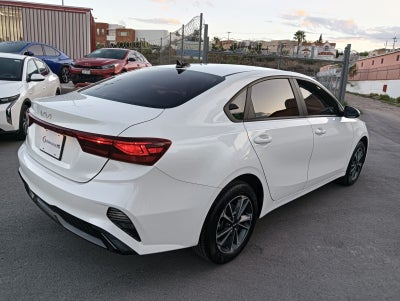 2024 Kia Forte 2.0 Lx Sedan At