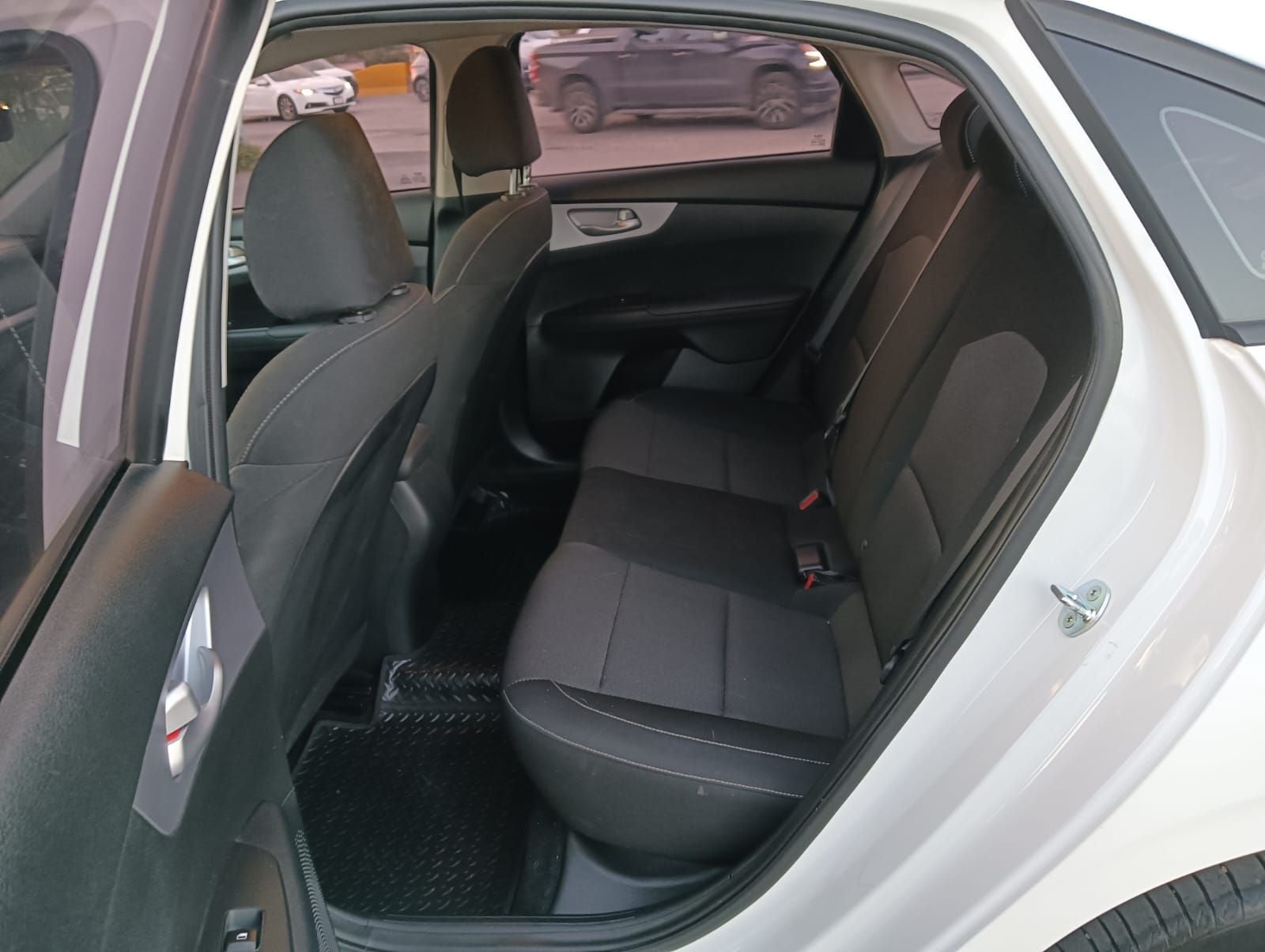 2024 Kia Forte 2.0 Lx Sedan At