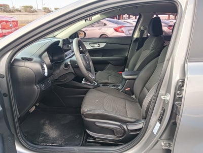 2022 Kia Forte 2.0 LX At
