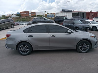 2024 Kia Forte 2.0 Lx Sedan Mt