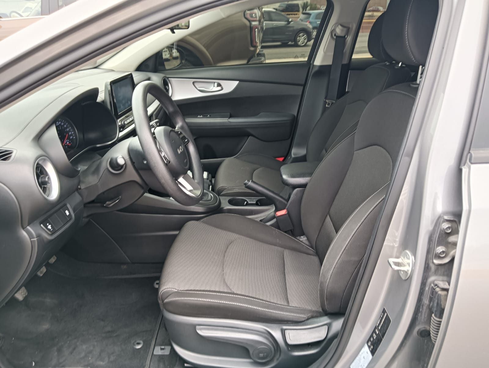 2024 Kia Forte 2.0 Lx Sedan Mt