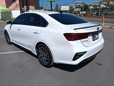 2020 Kia Forte 2.0 GT Line 4p At