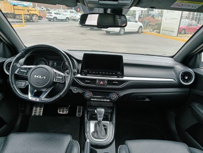 2022 Kia Forte 2.0 GT Line 4p At