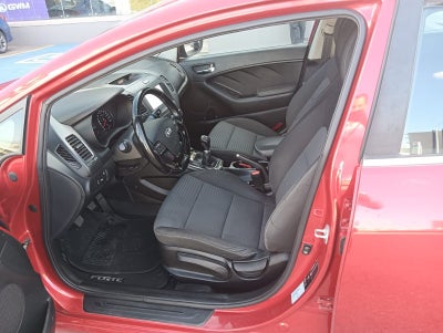 2018 Kia Forte 2.0 Hb 5 p Ex Mt