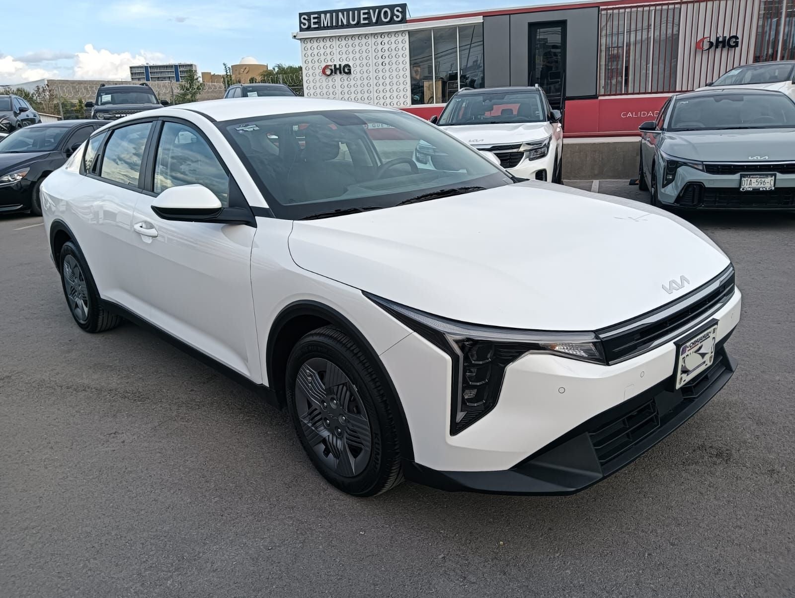 2025 Kia K4 2.0 L IVT At