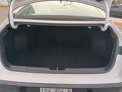 2025 Kia K4 2.0 L IVT At