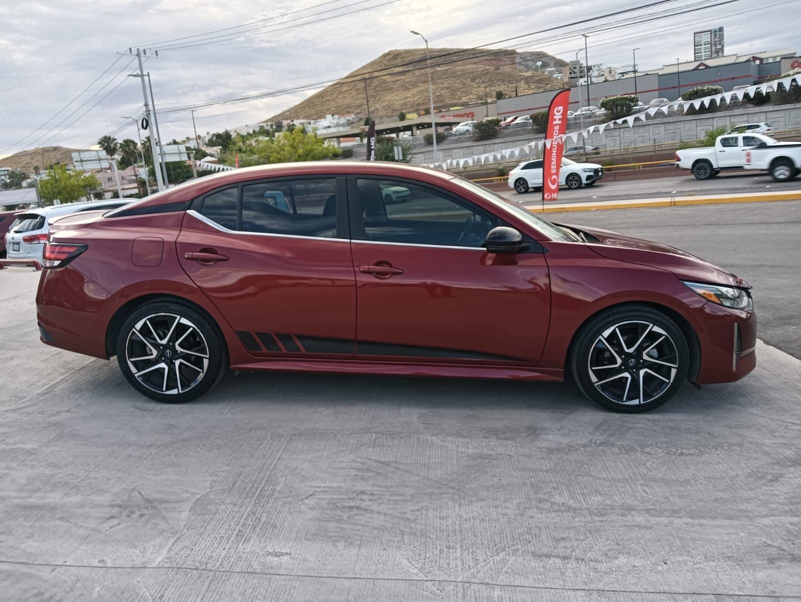 2024 Nissan Sentra 2.0 SR At