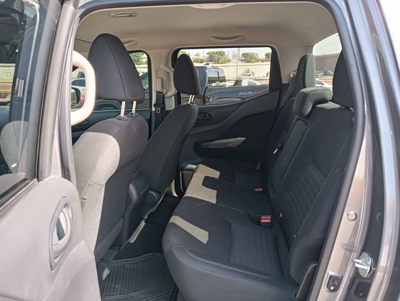 2025 Nissan Frontier 2.5 Doble Cabina XE 4x2 Mt