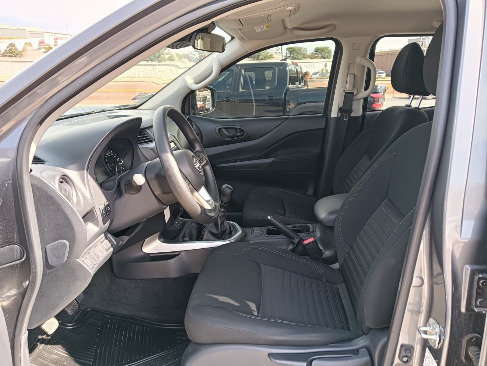 2025 Nissan Frontier 2.5 Doble Cabina XE 4x2 Mt