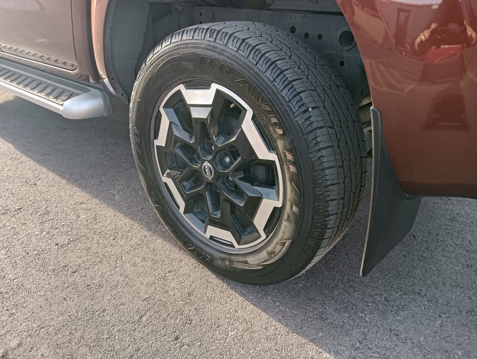 2023 Nissan Frontier 2.5 Le Platinum At