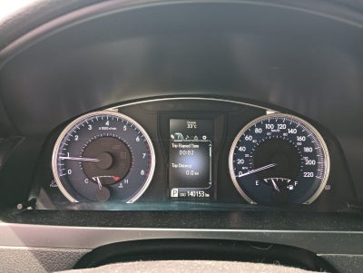 2016 Toyota Camry 2.5 Xle Navi At
