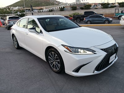2022 Lexus ES 2.5 250 AWD At
