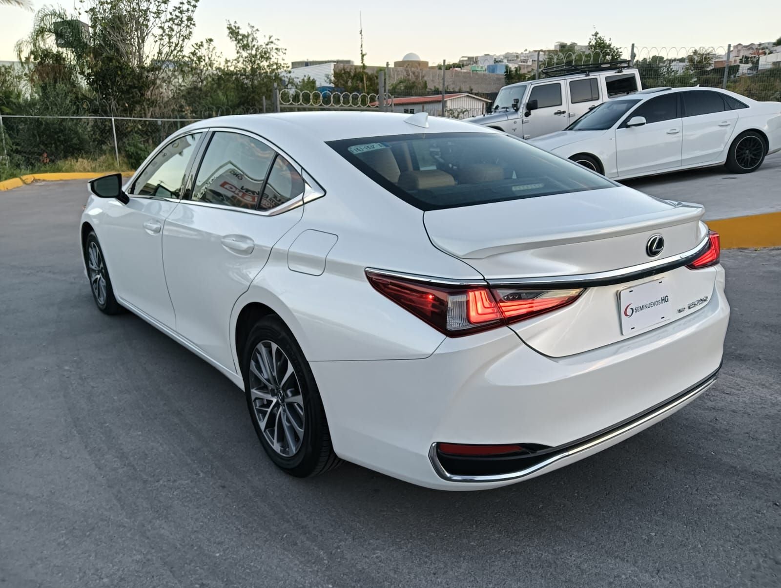 2022 Lexus ES 2.5 250 AWD At