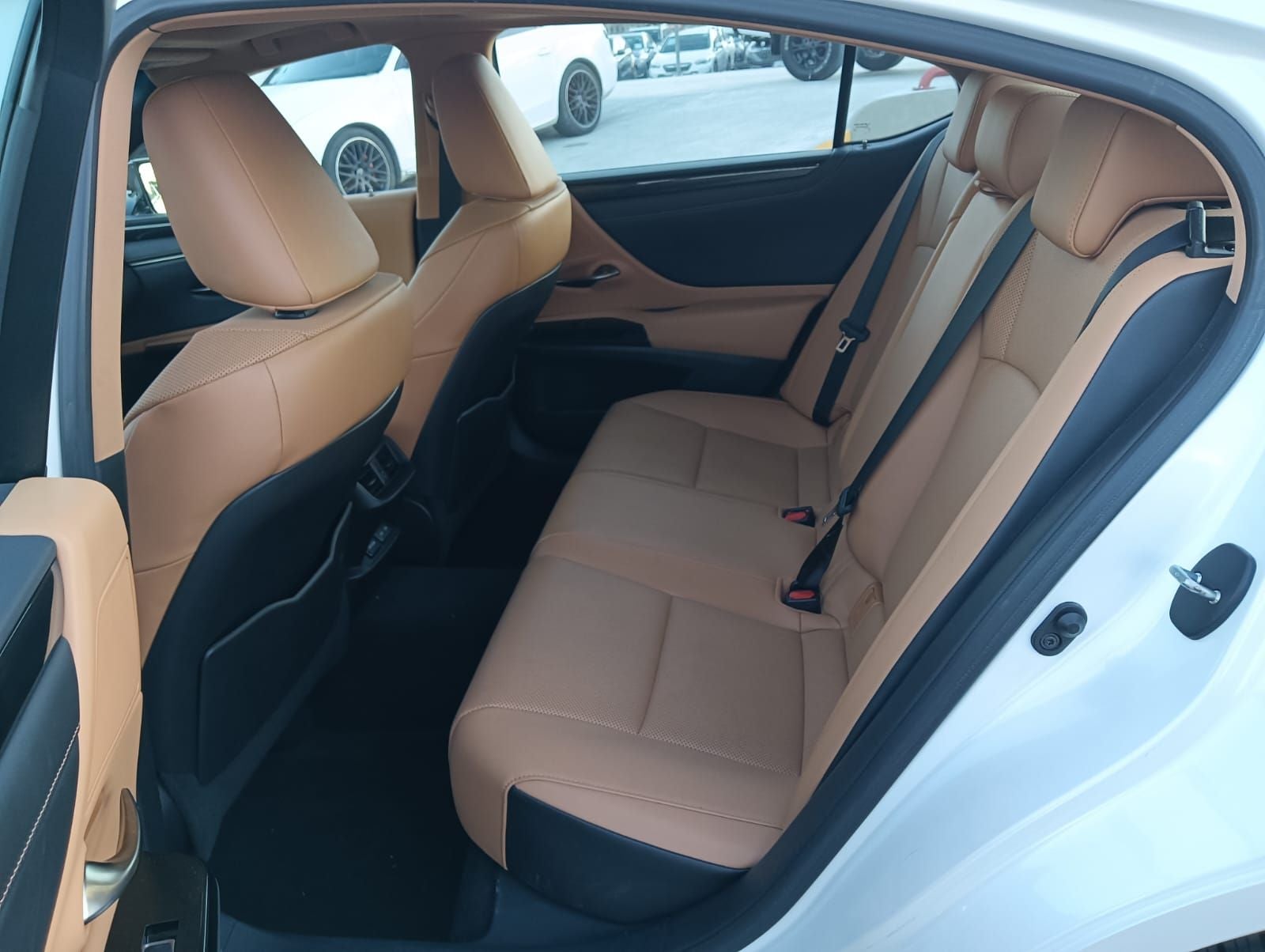 2022 Lexus ES 2.5 250 AWD At