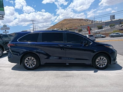 2022 Toyota Sienna 2.5 Xle Hev At