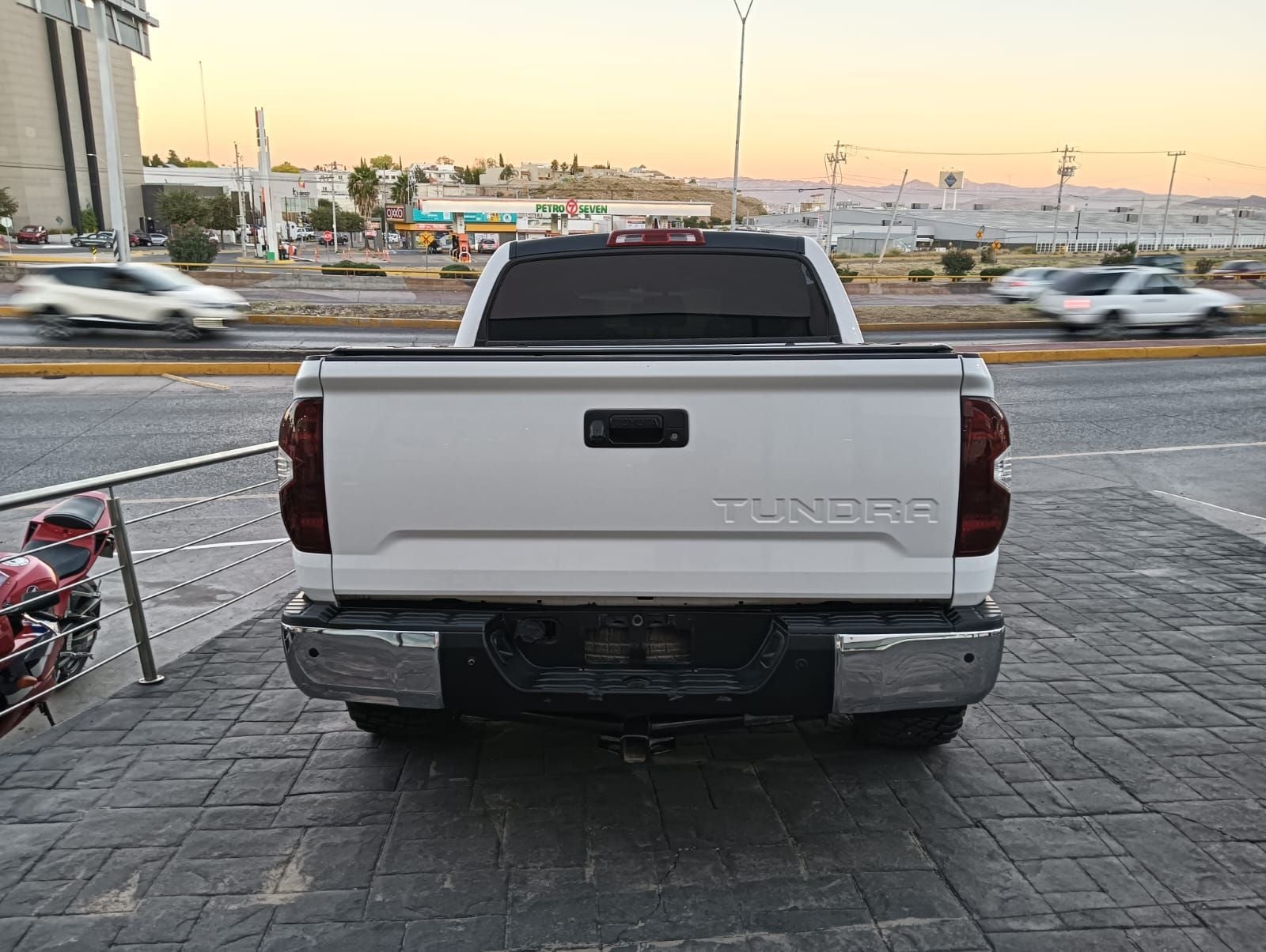 2021 Toyota Tundra 5.7 V8 1794 Doble 4x4 At