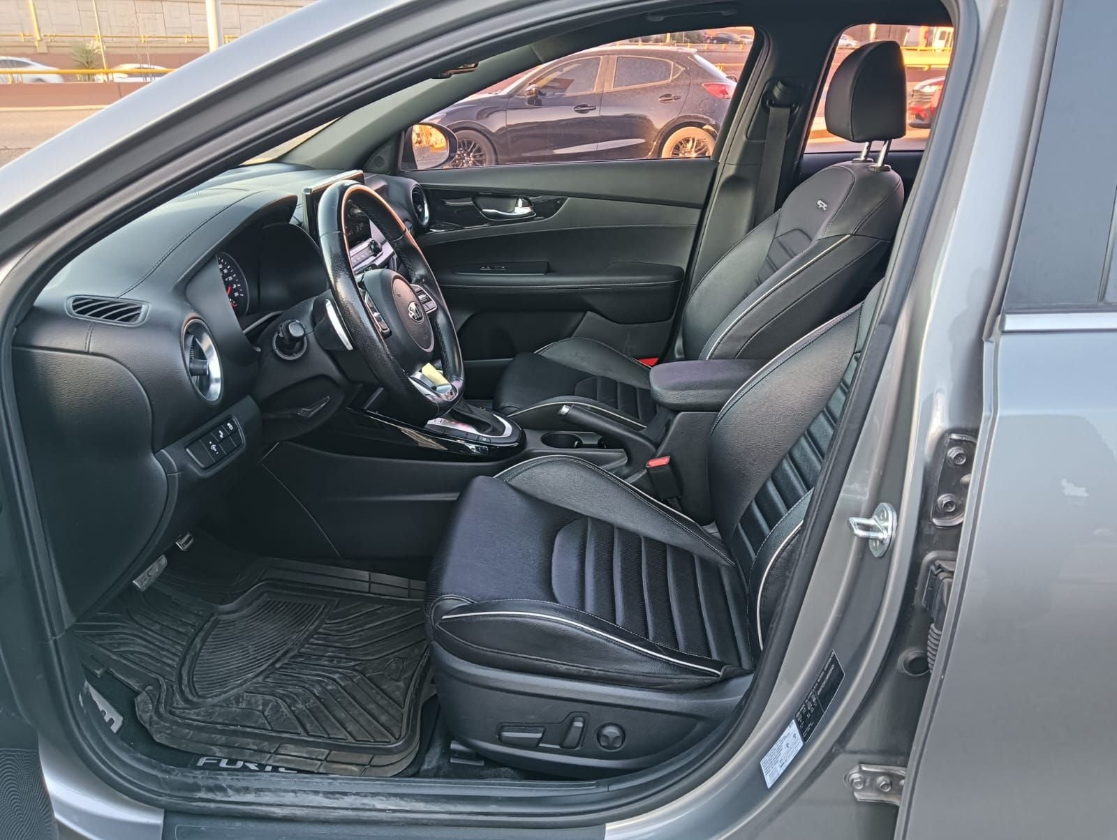 2021 Kia Forte 2.0 Hb 5 p GT Line At