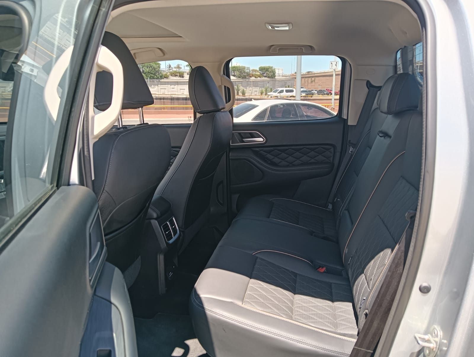 2025 GWM Poer 2.0 Luxury At