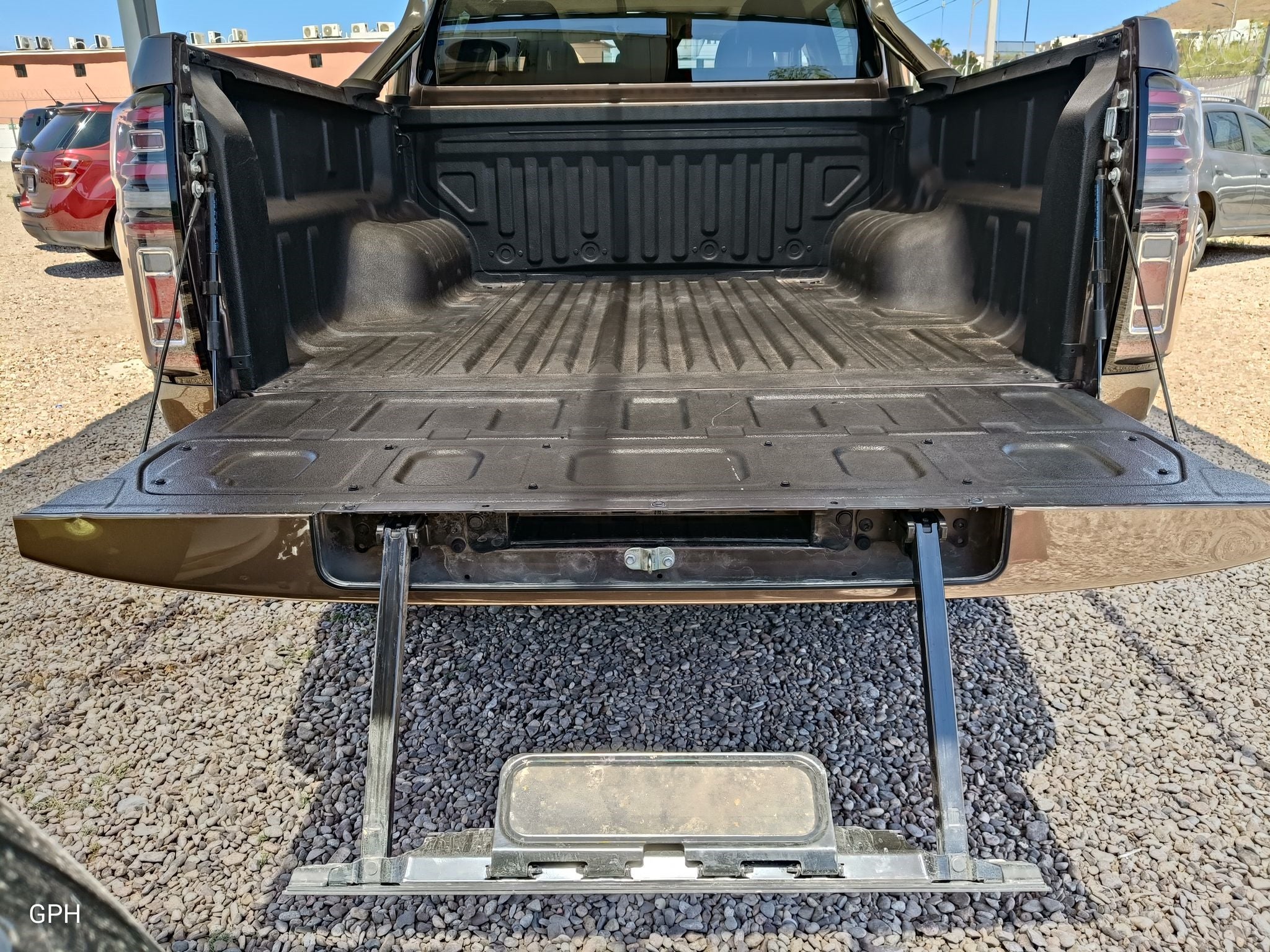 2025 GWM Poer 2.0 Luxury 4x4 At