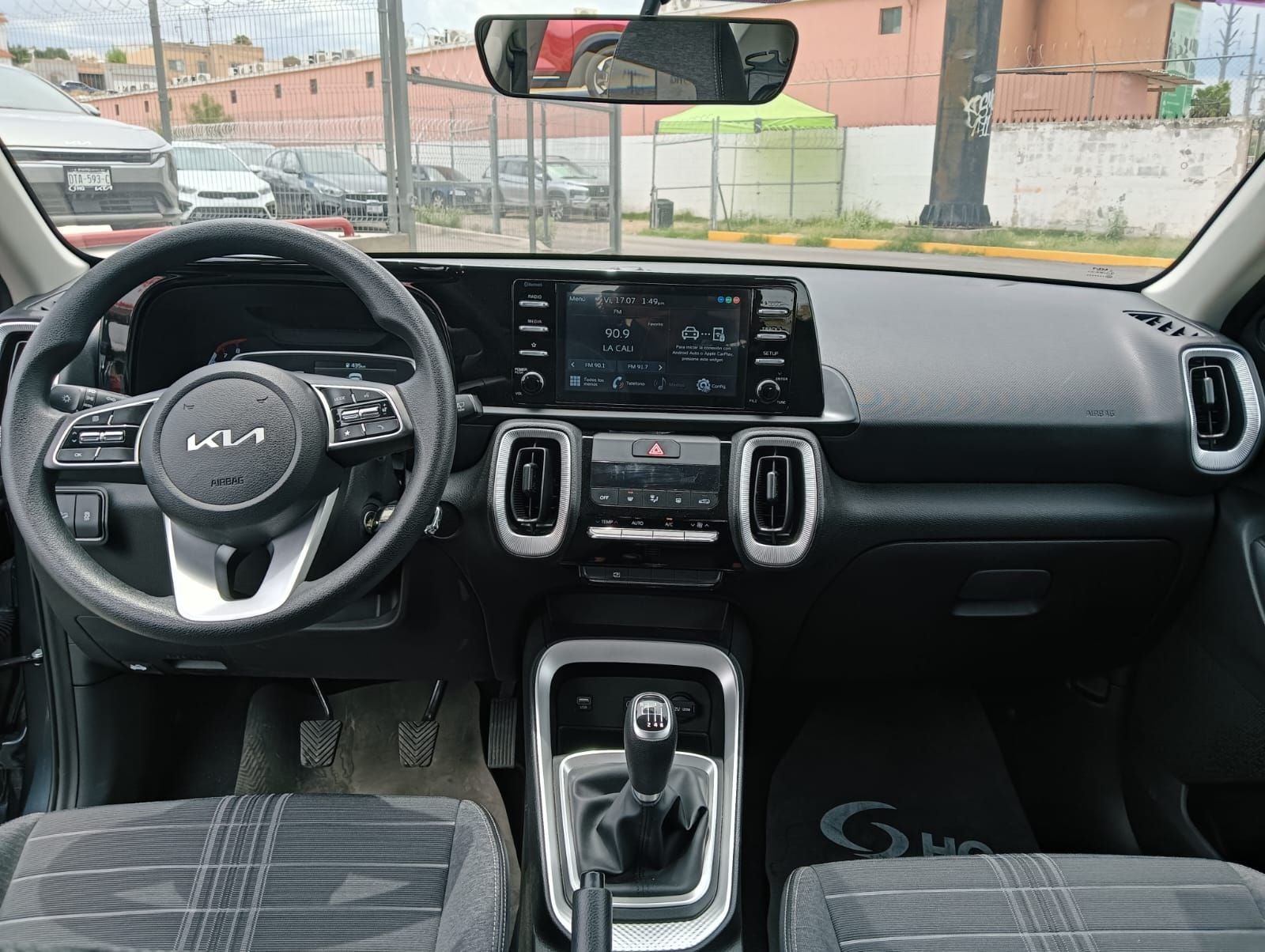2025 Kia Sonet 1.5 Lx Mt