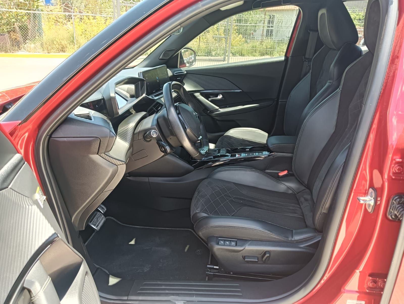 2024 Peugeot 2008 1.2 Gt At