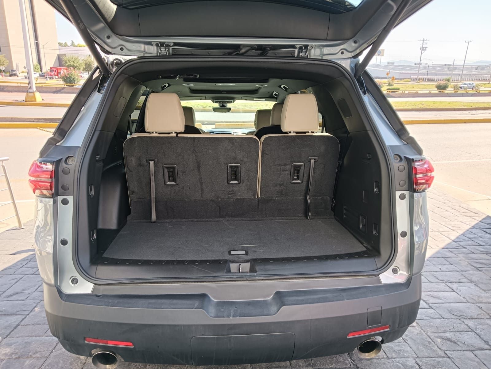 2023 Chevrolet Traverse 3.6 Lt 7 Pasajeros At