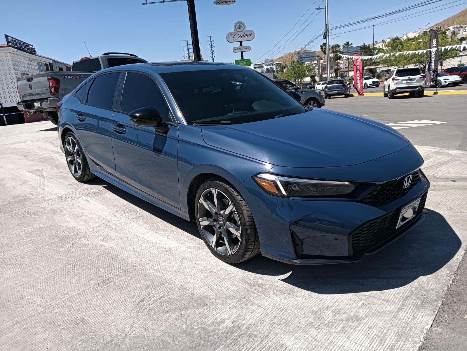 2025 Honda Civic 2.0 Touring Hev At