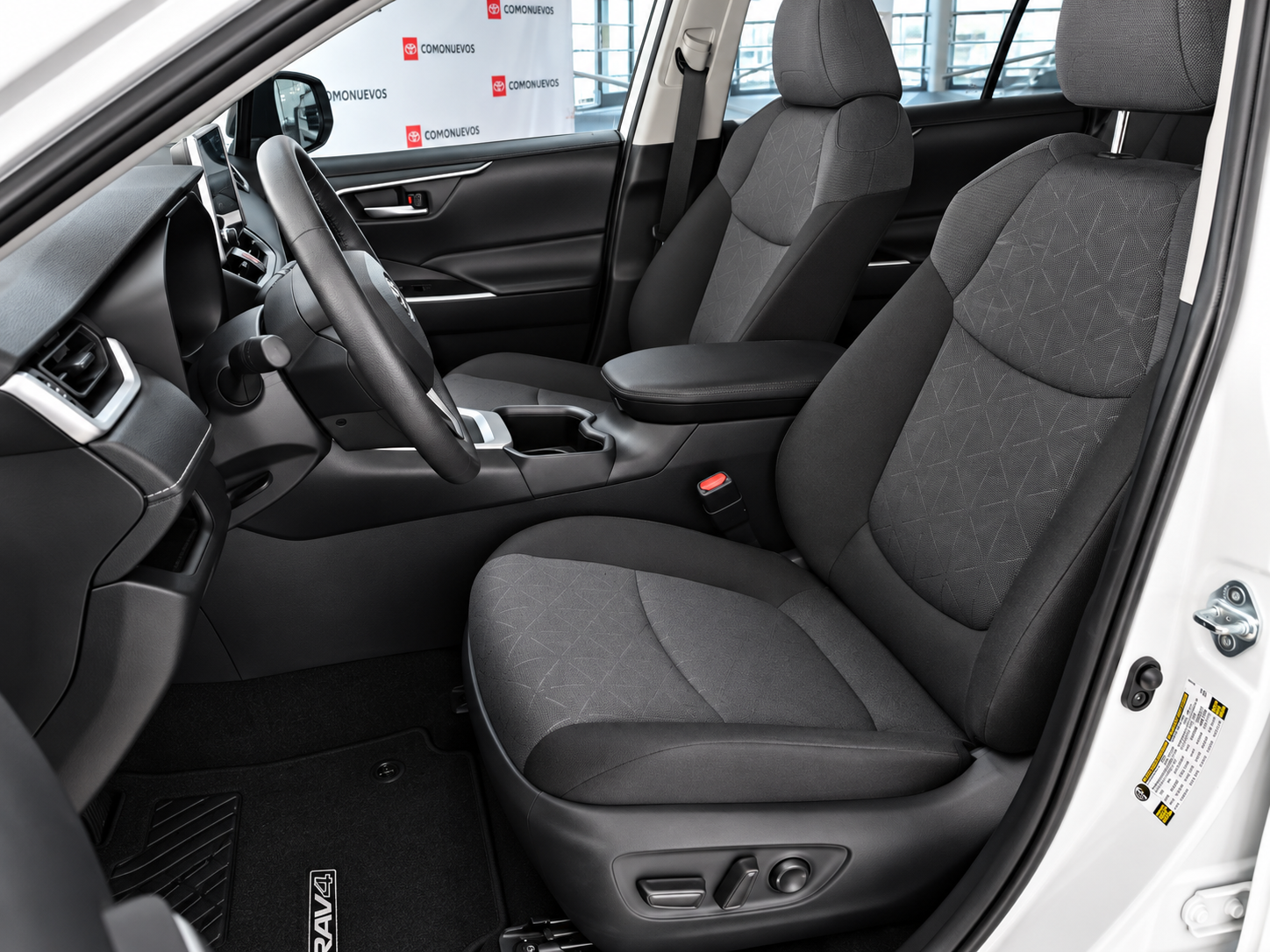 2025 Toyota RAV4 2.5 Xle At