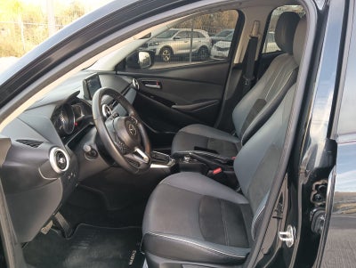 2023 Mazda Mazda 2 1.5 Carbon Edition At