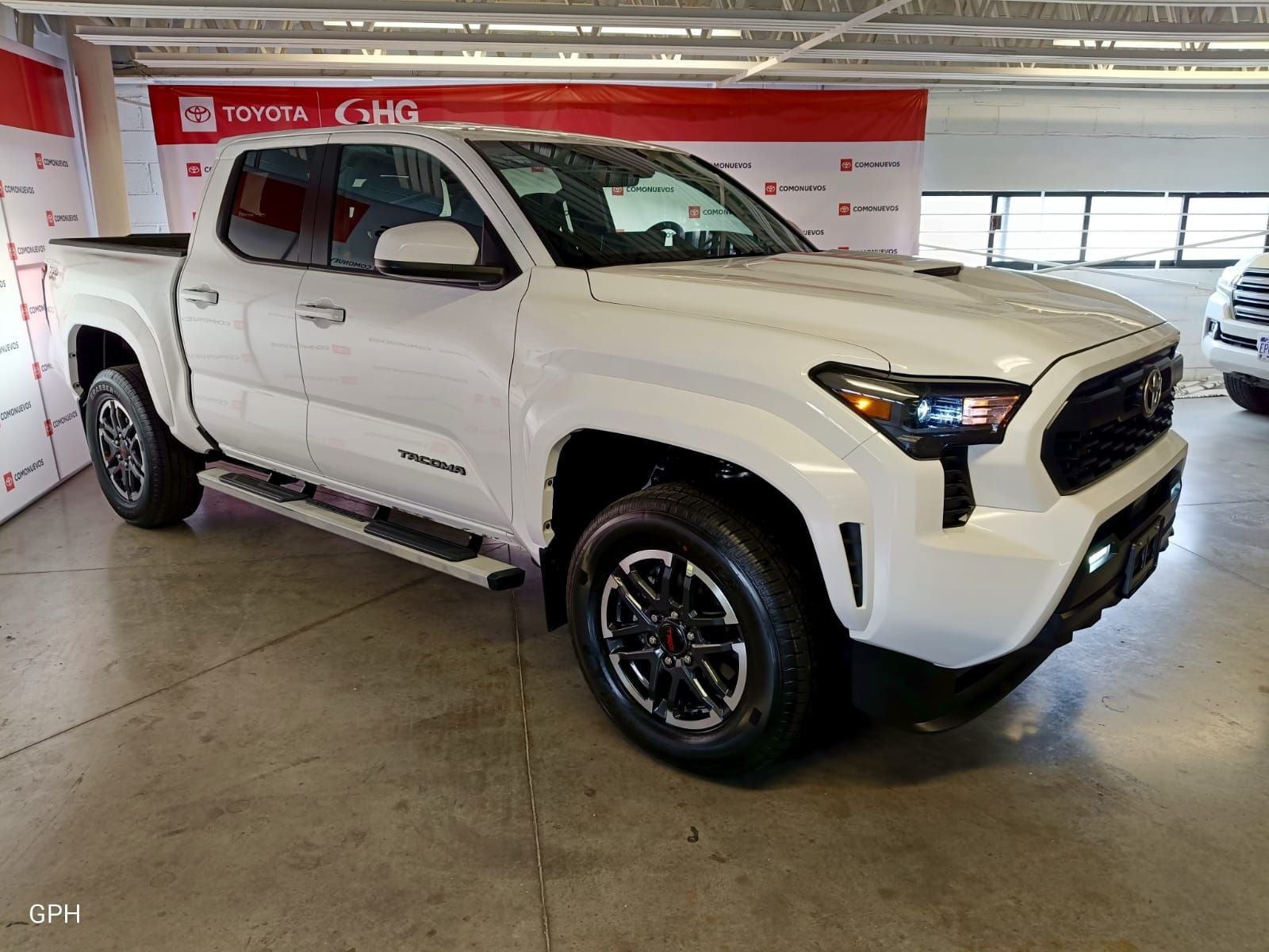 2025 Toyota Tacoma 2.4 TRD Sport 4X4 At