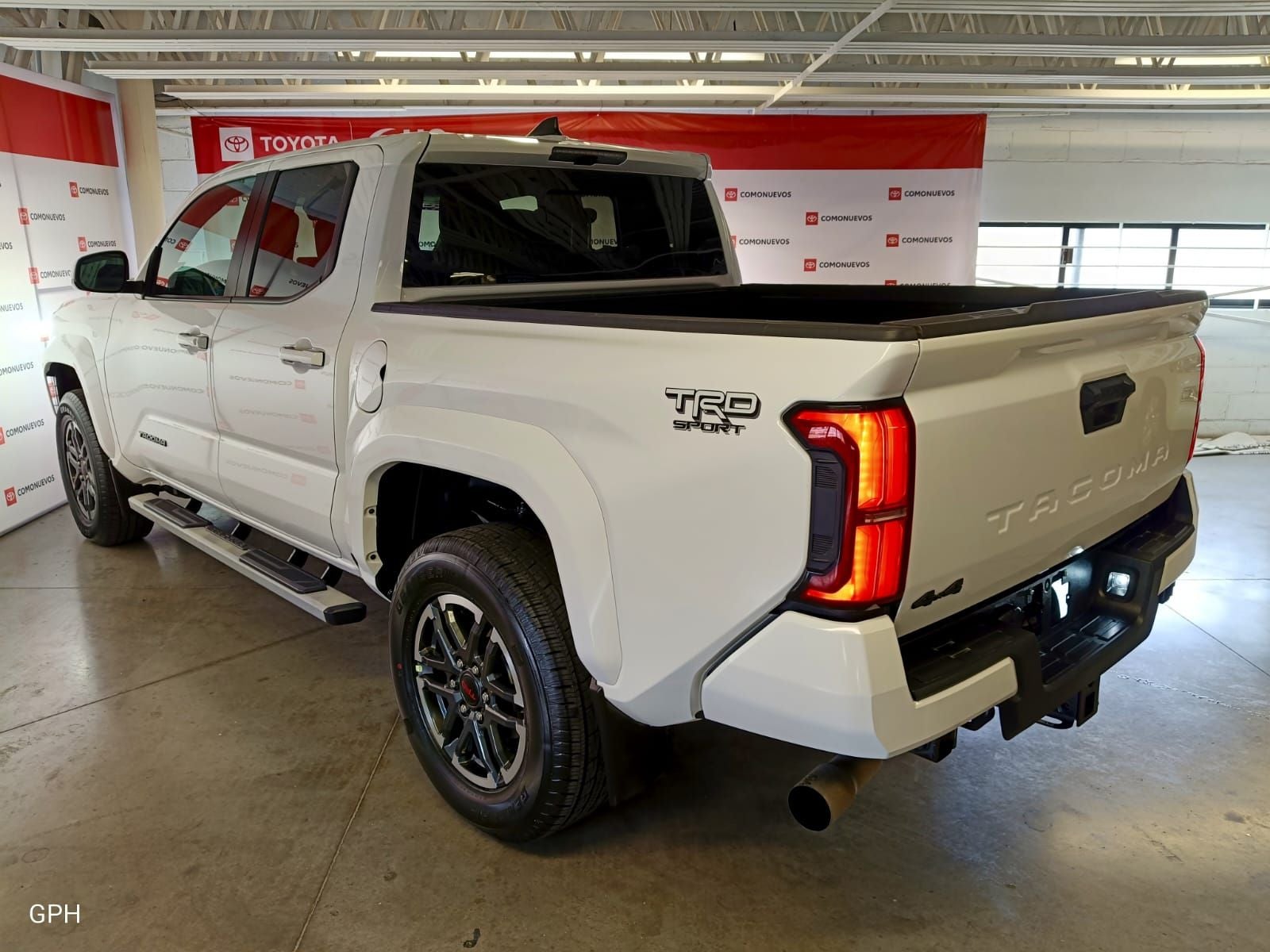 2025 Toyota Tacoma 2.4 TRD Sport 4X4 At