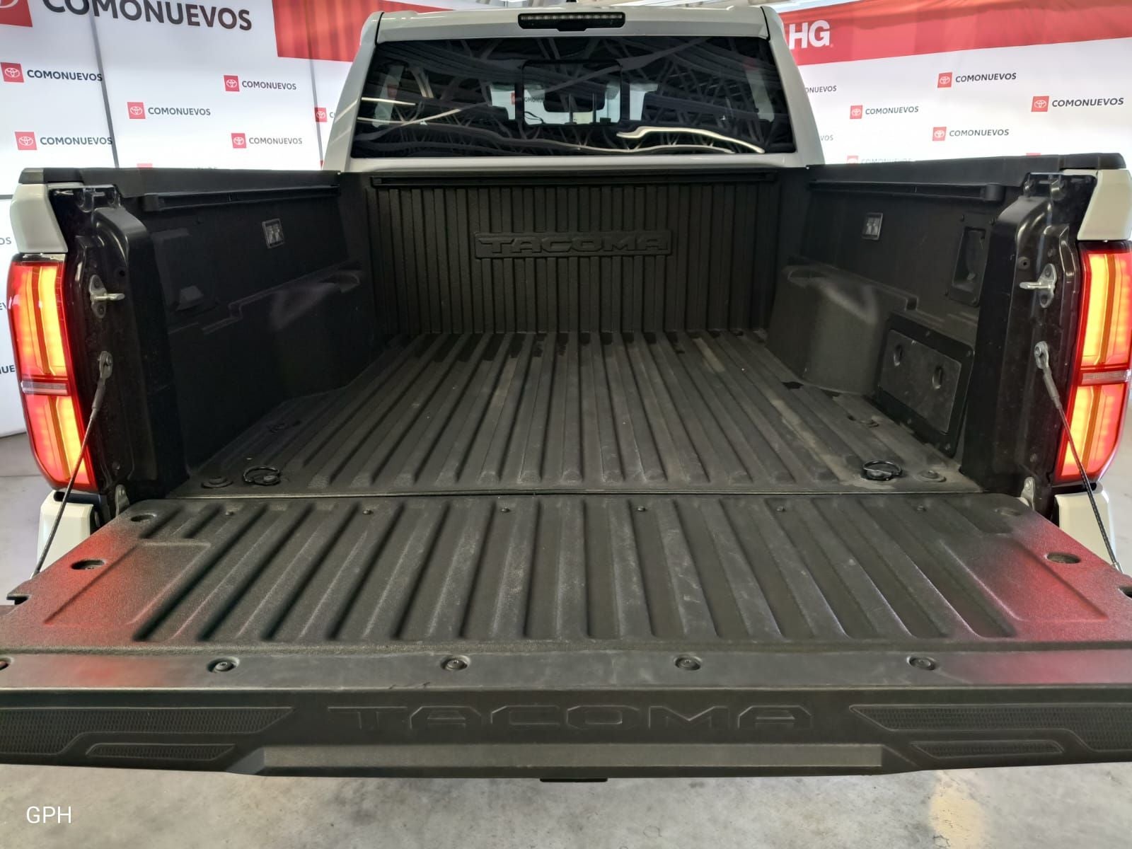 2025 Toyota Tacoma 2.4 TRD Sport 4X4 At