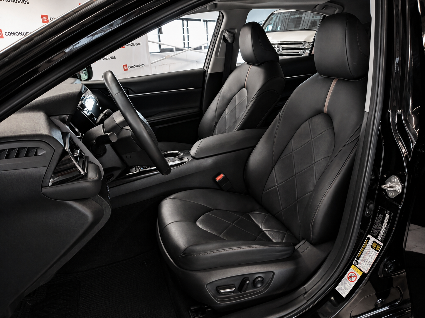 2019 Toyota Camry 2.5 Xle Navi At