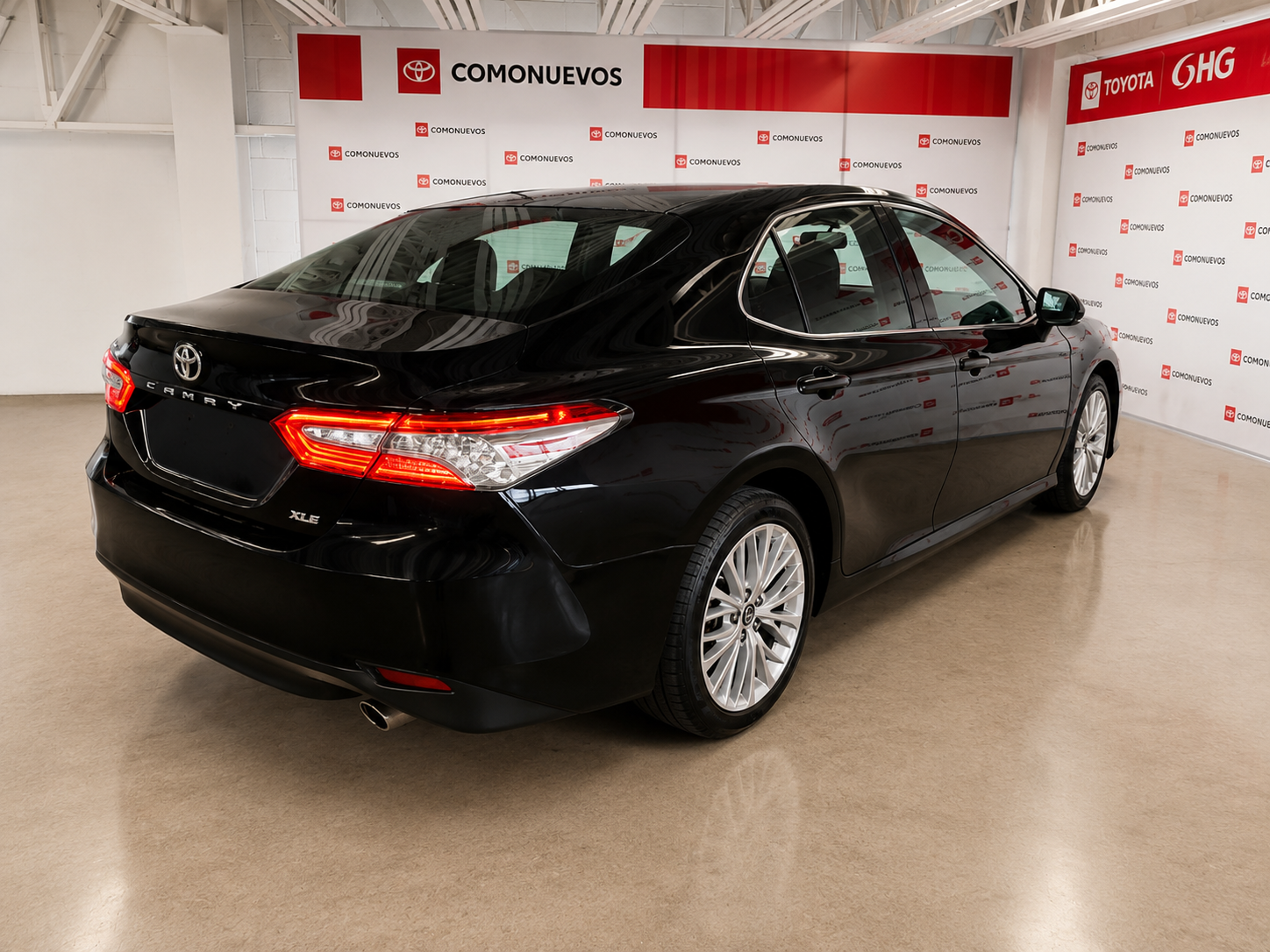 2019 Toyota Camry 2.5 Xle Navi At