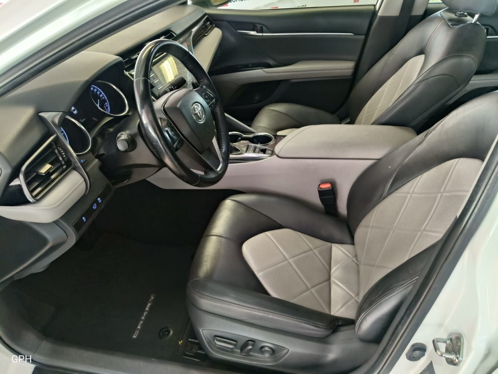 2019 Toyota Camry 2.5 Xle Navi At