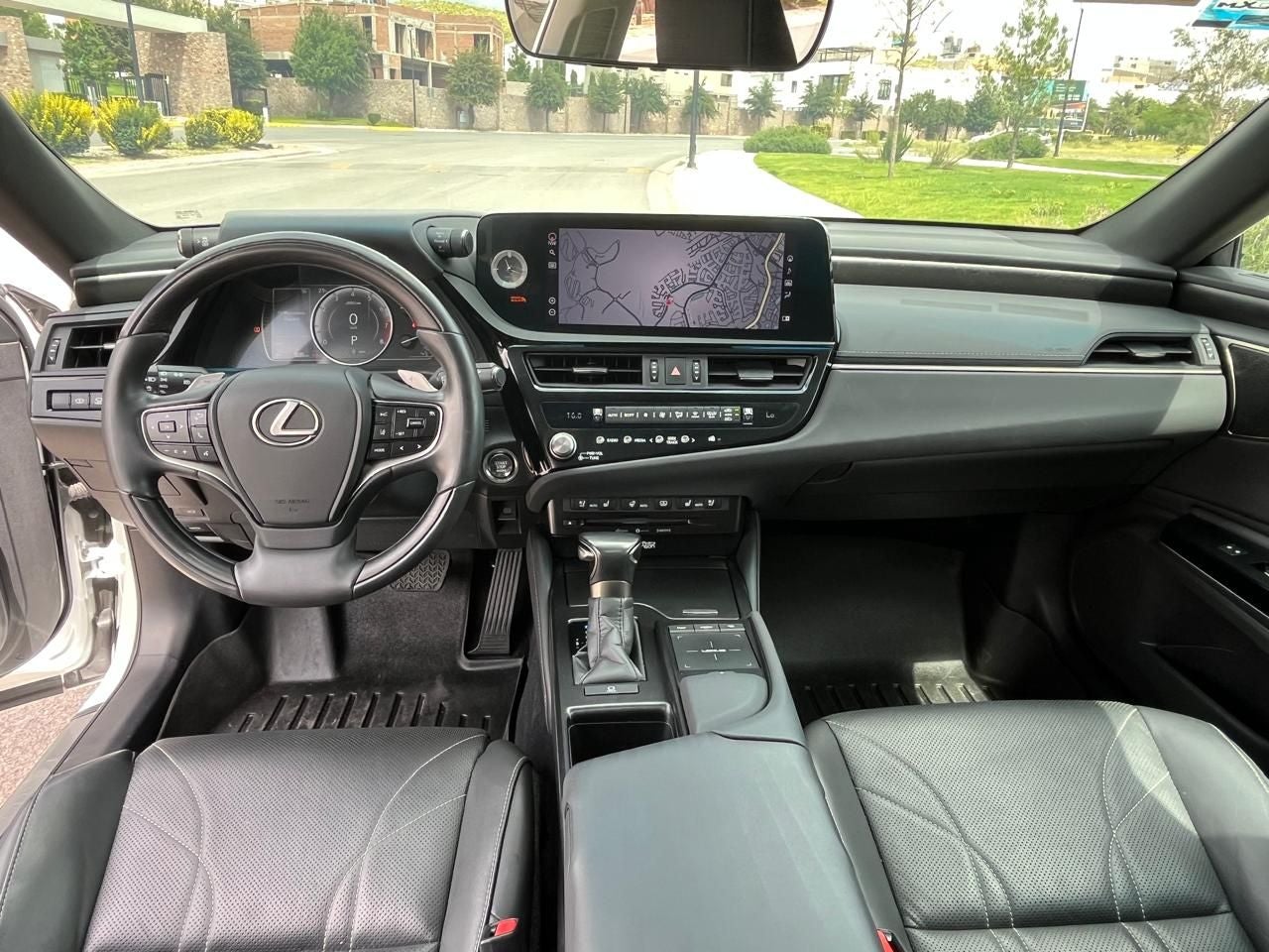 2022 Lexus ES 3.5 350 At