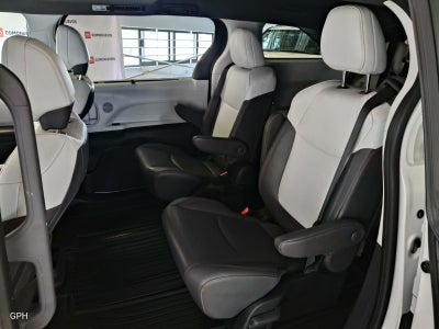 2024 Toyota Sienna 2.5 Xse Hev At
