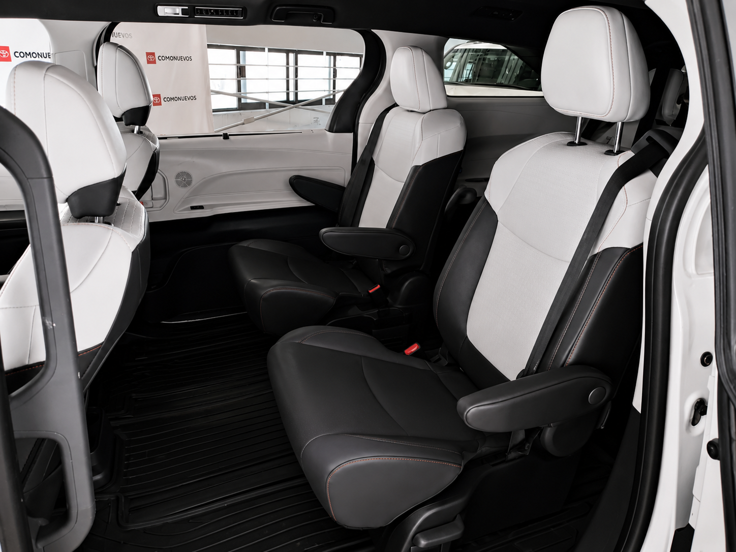 2024 Toyota Sienna 2.5 Xse Hev At