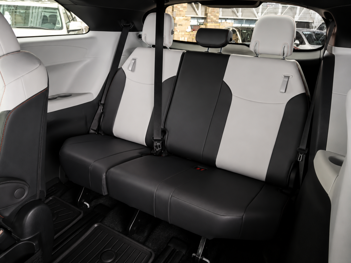 2024 Toyota Sienna 2.5 Xse Hev At