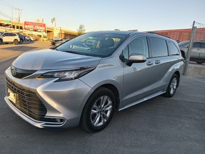 2022 Toyota Sienna 2.5 Xle Piel Hibrido At