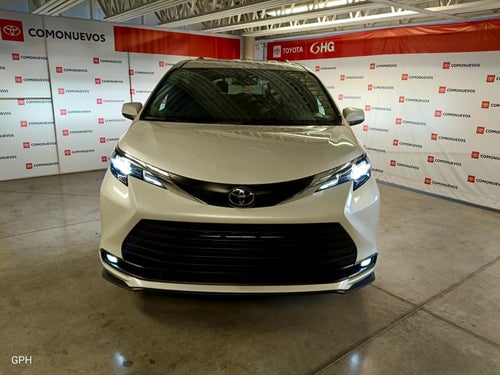 2026 Toyota Sienna 2.5 Xle Hev At