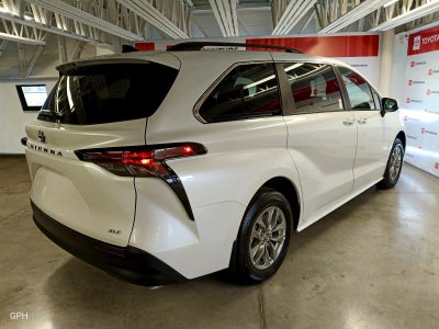 2026 Toyota Sienna 2.5 Xle Hev At