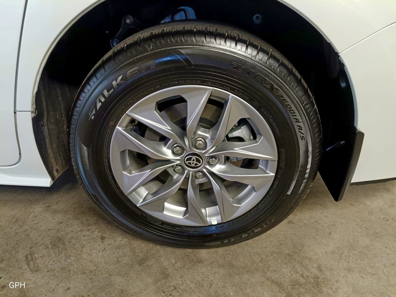 2026 Toyota Sienna 2.5 Xle Hev At