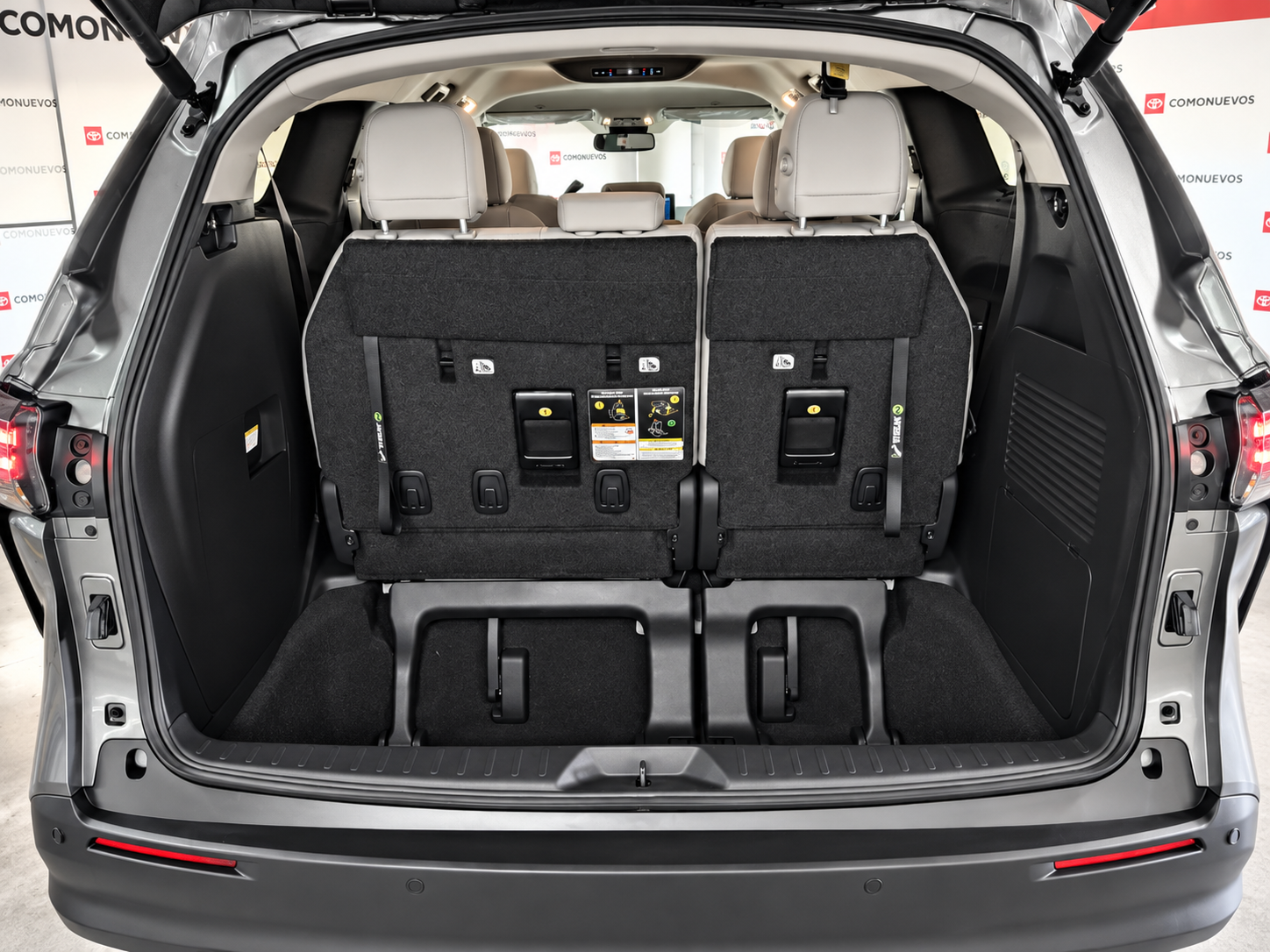 2026 Toyota Sienna 2.5 Xle Hev At
