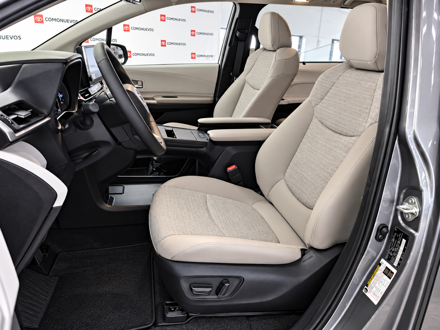 2026 Toyota Sienna 2.5 Xle Hev At