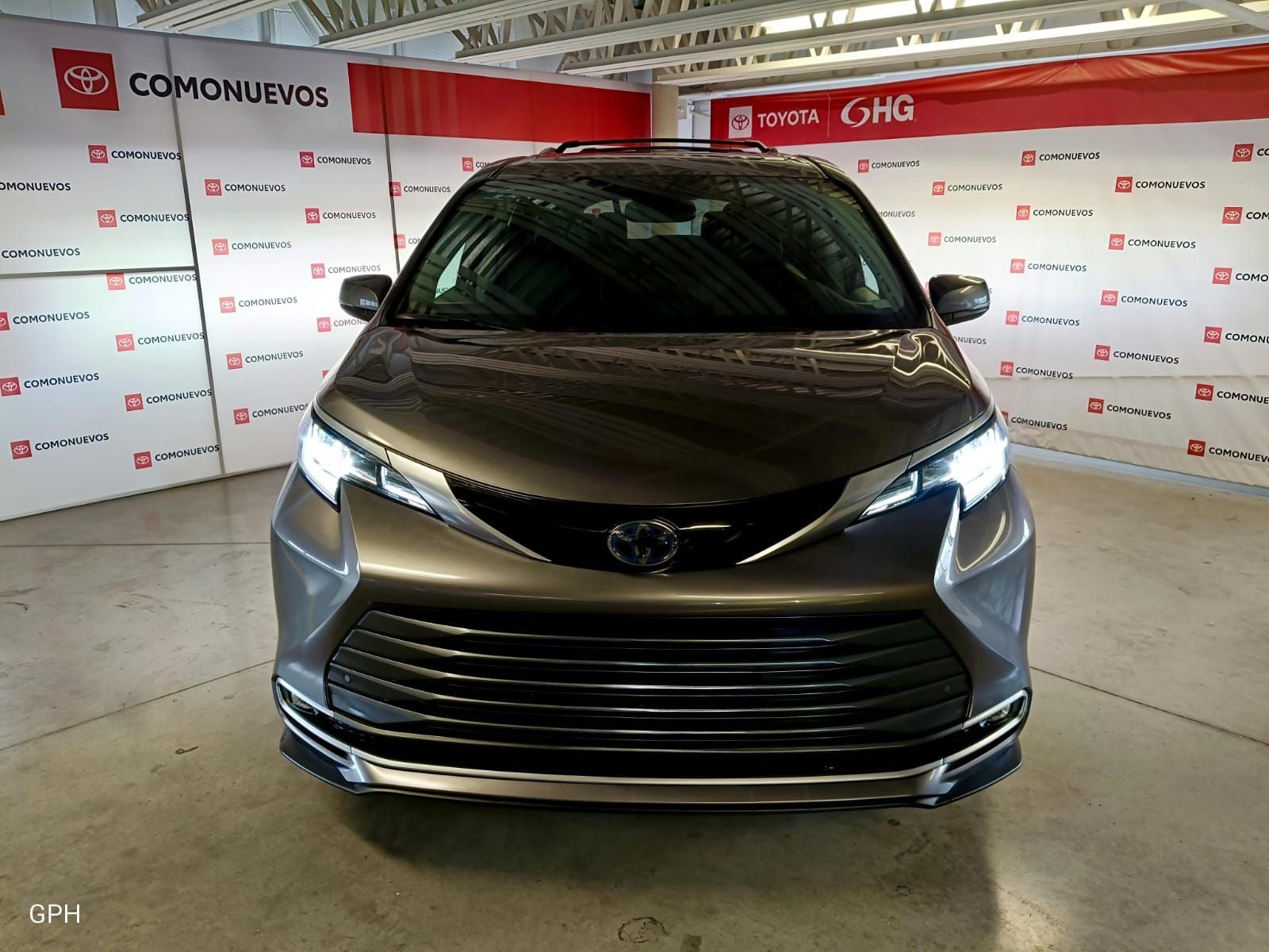2022 Toyota Sienna 2.5 Limited Hibrido At