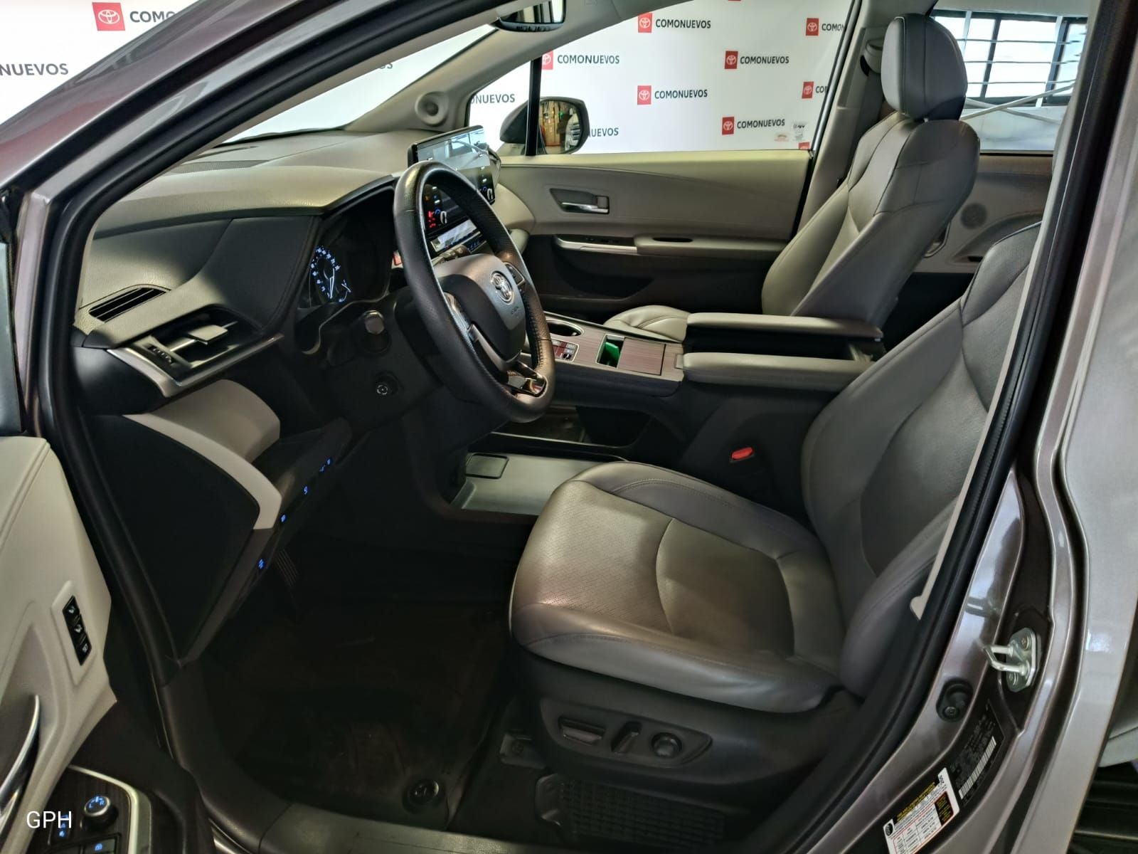2022 Toyota Sienna 2.5 Limited Hibrido At